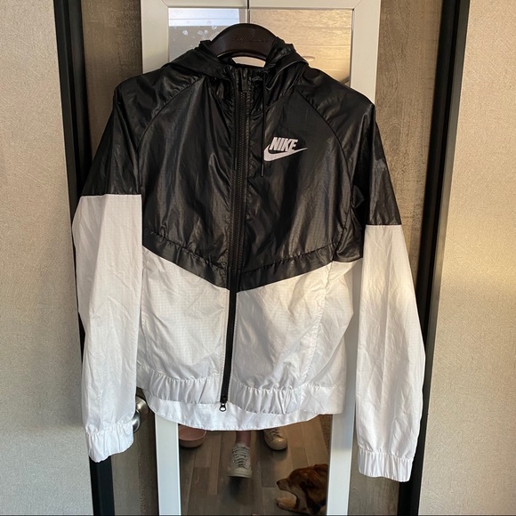 Nike Jackets & Blazers - Nike Full Zip Jacket